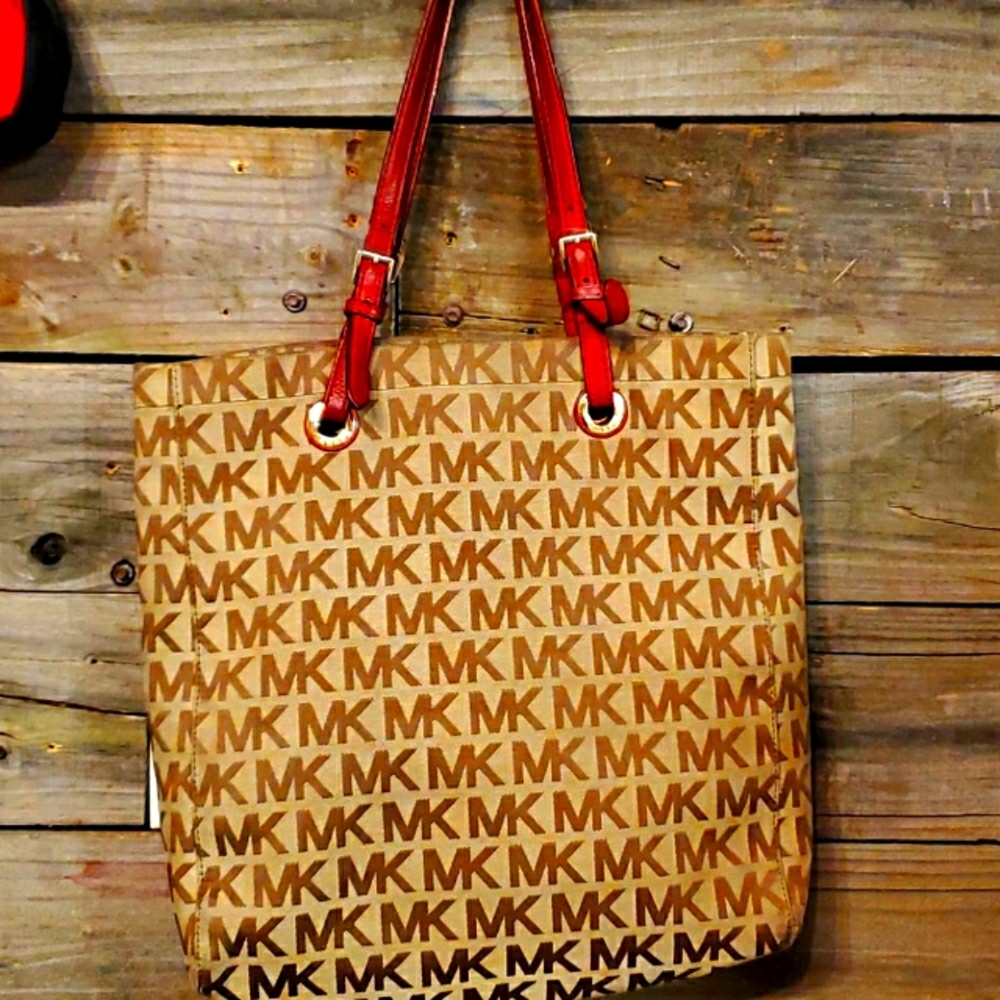 MK Purse and matching MK wallet
